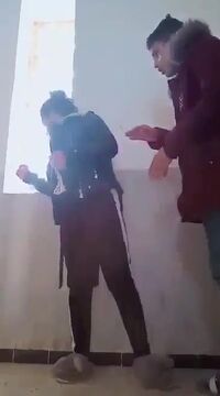 سكس جزائري ولبنت طلع عليها اخوها وهي بتتناك